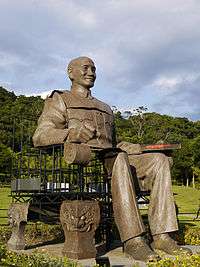 Reconstructed seated bronze from Kaohsiung at Cihu.