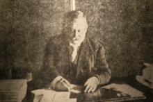 Dyer working on the Compendium, April 1908