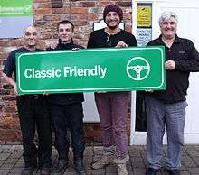 Fuzz hands over Classic Friendly Sign