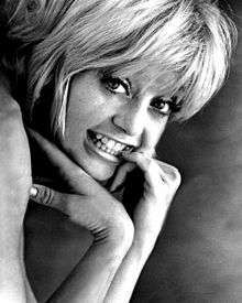 Black-and-white publicity photo of Goldie Hawn.