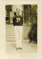 Henderson in his "red PDS sweater", ca 1930.