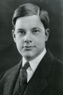 Black and white portrait of poet Joyce Kilmer from his 1908 Columbia University yearbook