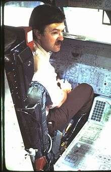 James E. Oberg visits the Space Shuttle orbiter trainer at the Johnson Space Center, Dallas, Texas, 1978
