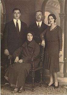 Prince Omer Hilmi in exile with his family, his mother, son and daughter
