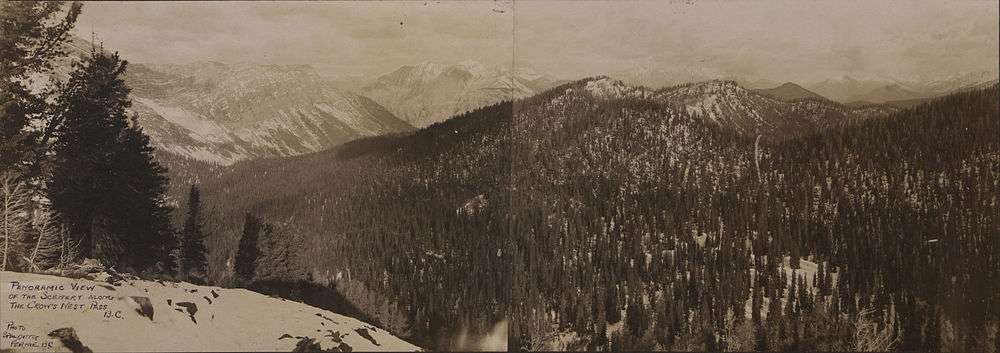Panoramic view of scenery in the Crowsnest, 1908.