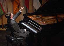 Stephen Beus performs in the 2006 Gina Bachauer International Piano Competition