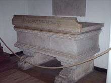 A photo of the tomb of Pope Innocent IX