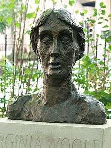 A sculpture of the head of Virginia Woolf which is displayed in Tavistock Square, London